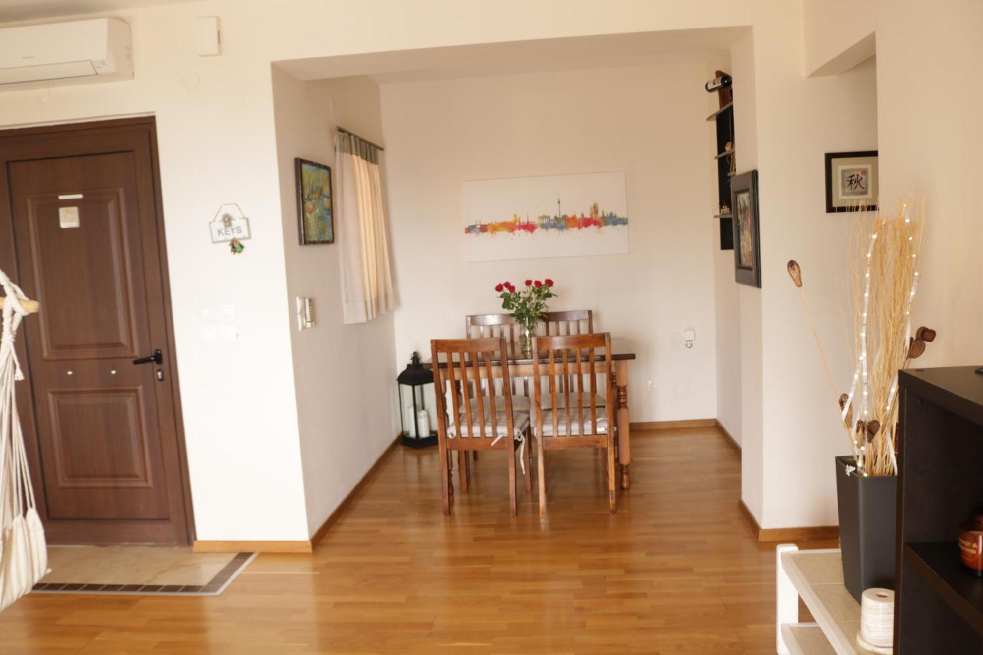 Grosses Haus Mit Traumhaftem Ausblick Apartment เยโอริยิอูโปลิส ภายนอก รูปภาพ