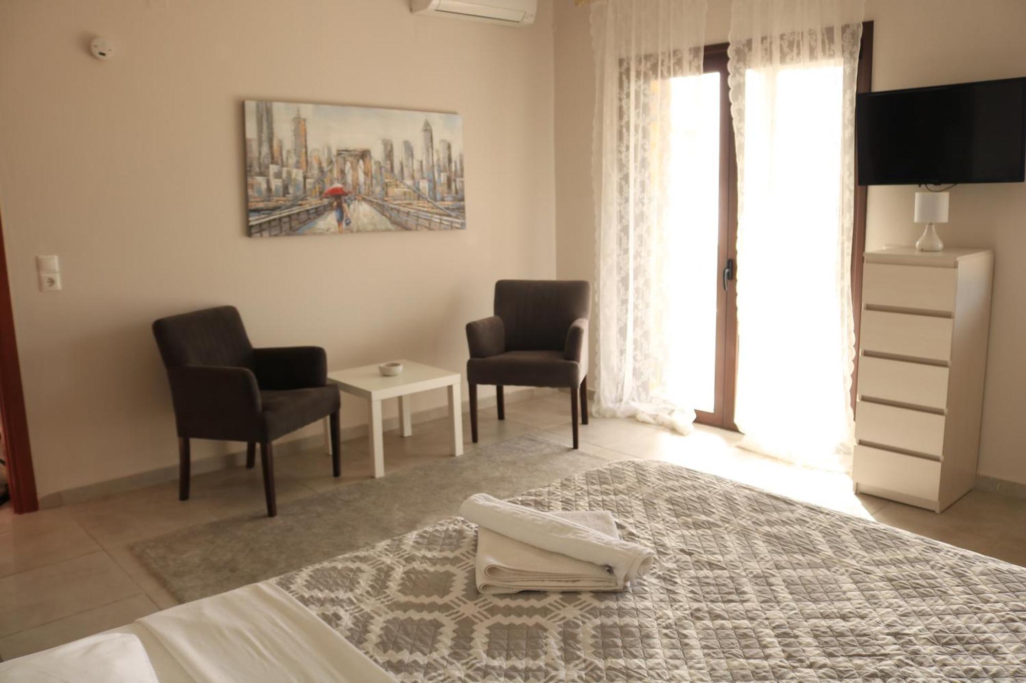 Grosses Haus Mit Traumhaftem Ausblick Apartment เยโอริยิอูโปลิส ภายนอก รูปภาพ